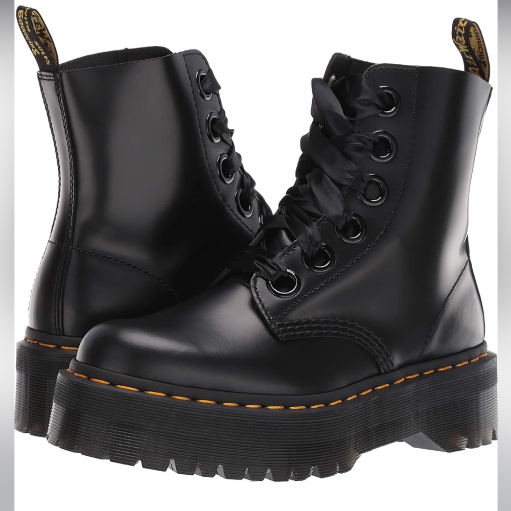 Doc Martens platform combat boots US size 7.. new without the box
